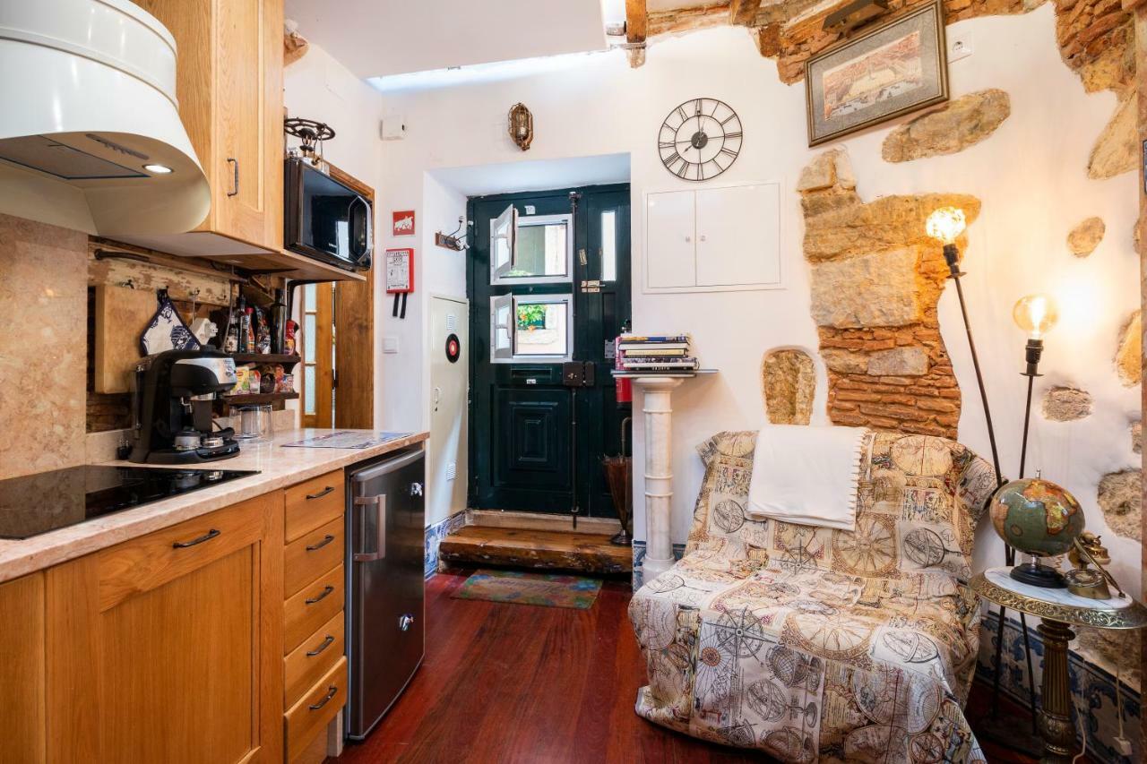 Romantic Medieval Apartment Lisboa Ngoại thất bức ảnh